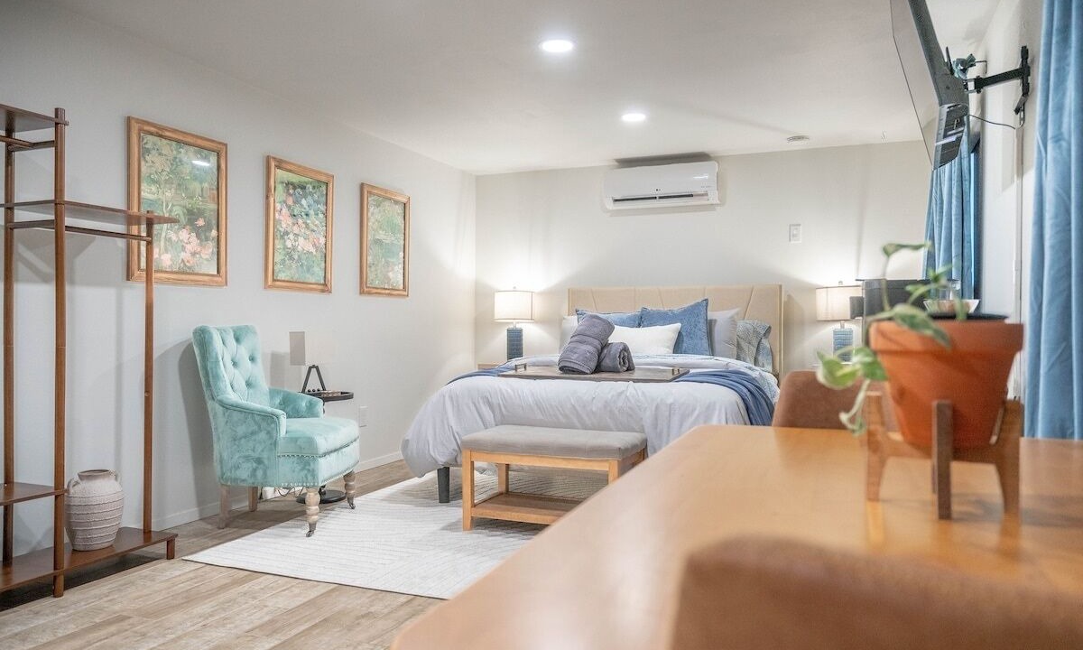 Photo of Bedroom in Midland