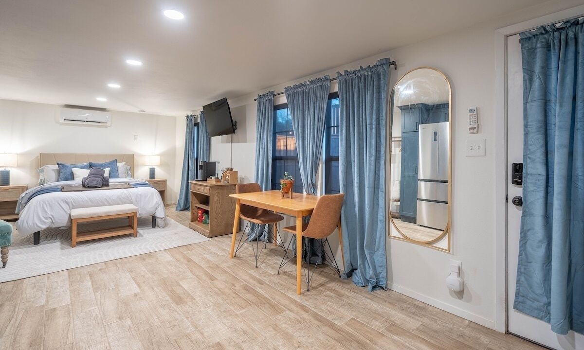 Photo of Bedroom in Midland