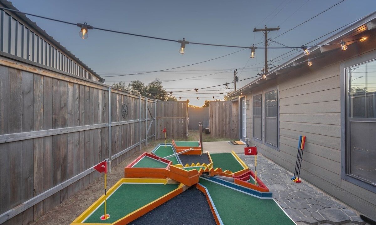 Photo of Outdoor in Midland