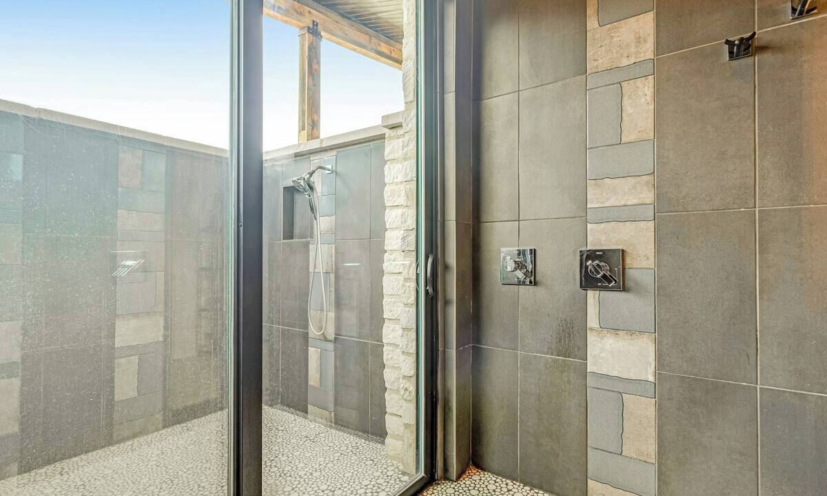 Photo of Bathroom in Burnet