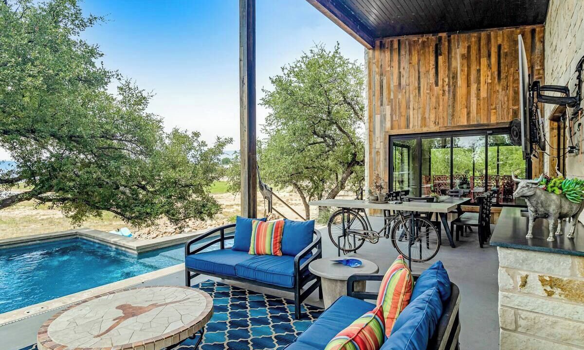 Photo of Outdoor in Burnet