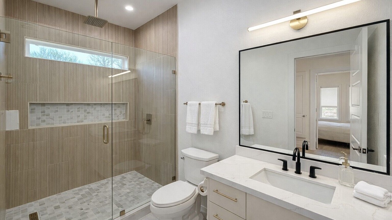 Photo of Bathroom in West Dallas