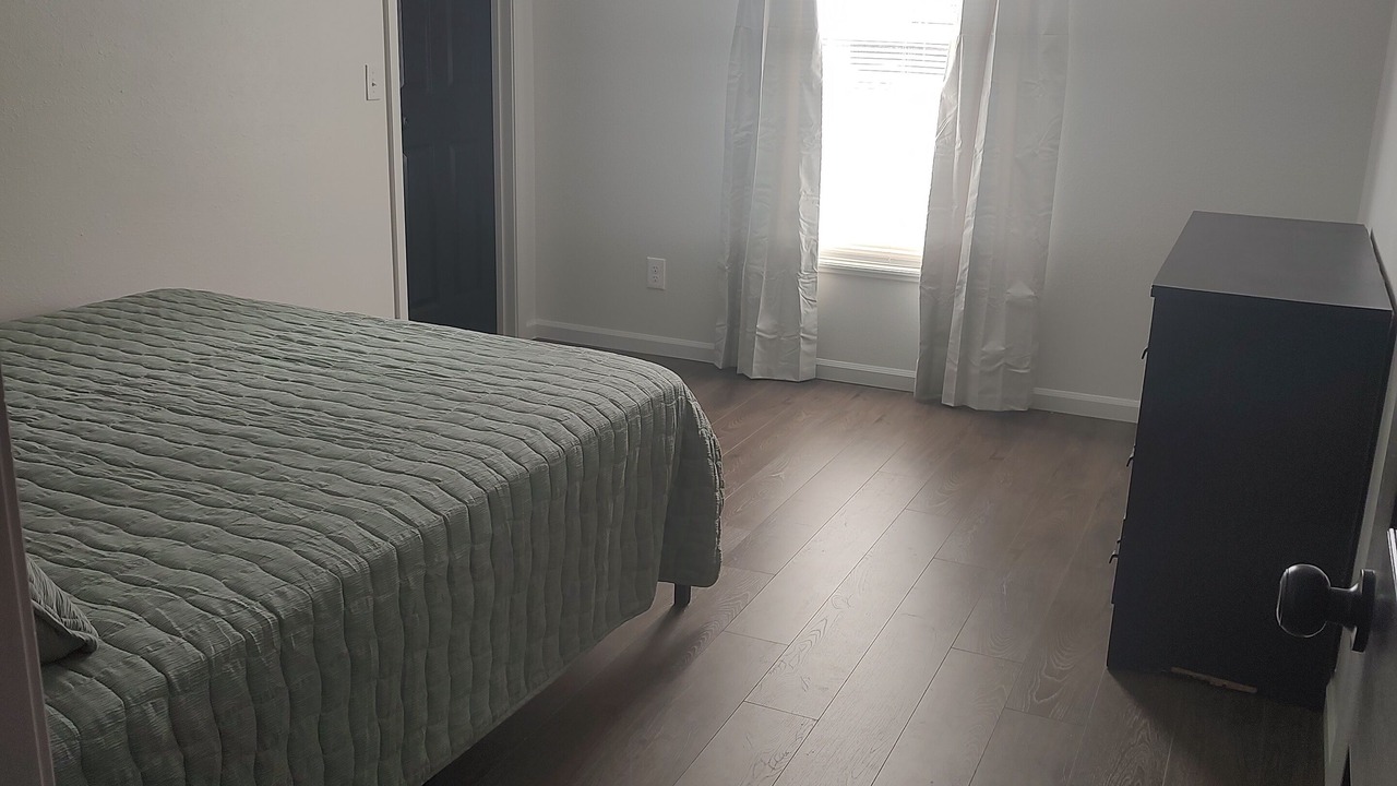 Photo of Bedroom in Iola