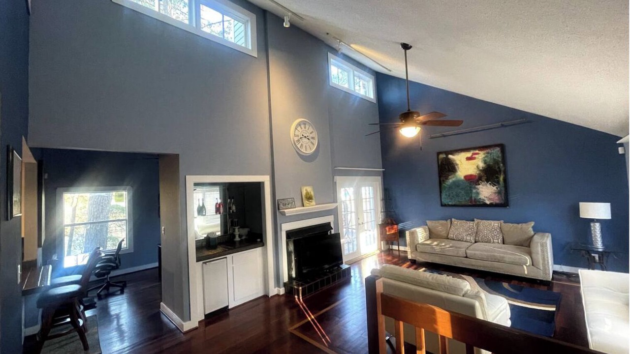 Photo of Livingroom in Rocky Mount
