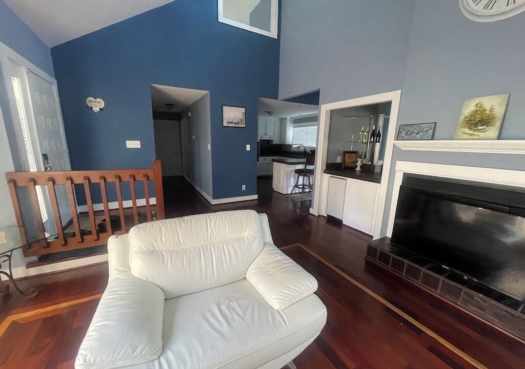 Photo of Livingroom in Rocky Mount