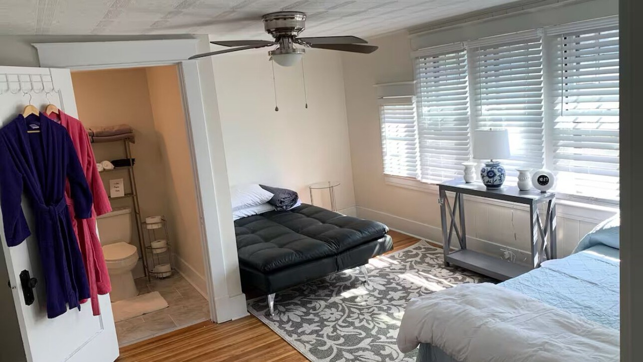 Photo of Bedroom in Cherokee Triangle