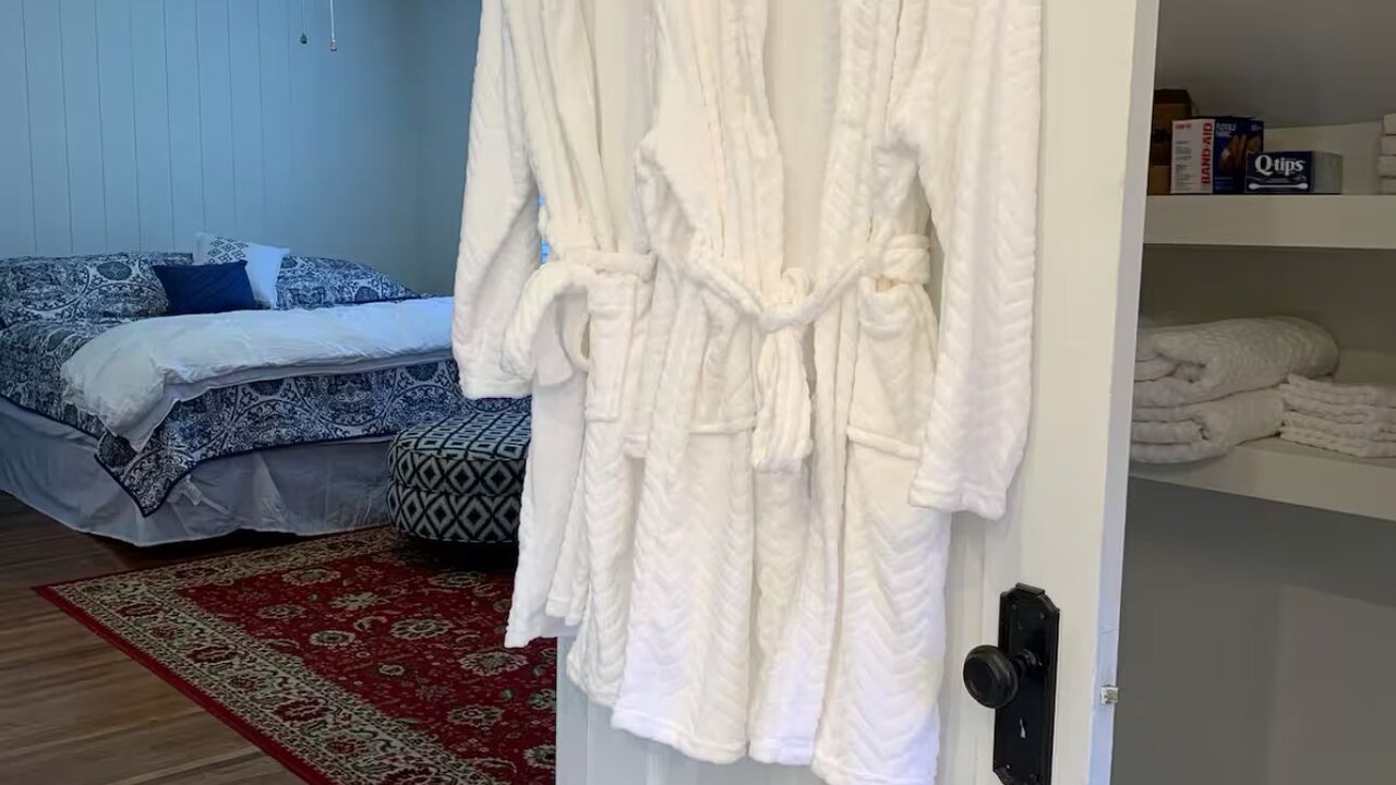 Photo of Bedroom in Cherokee Triangle