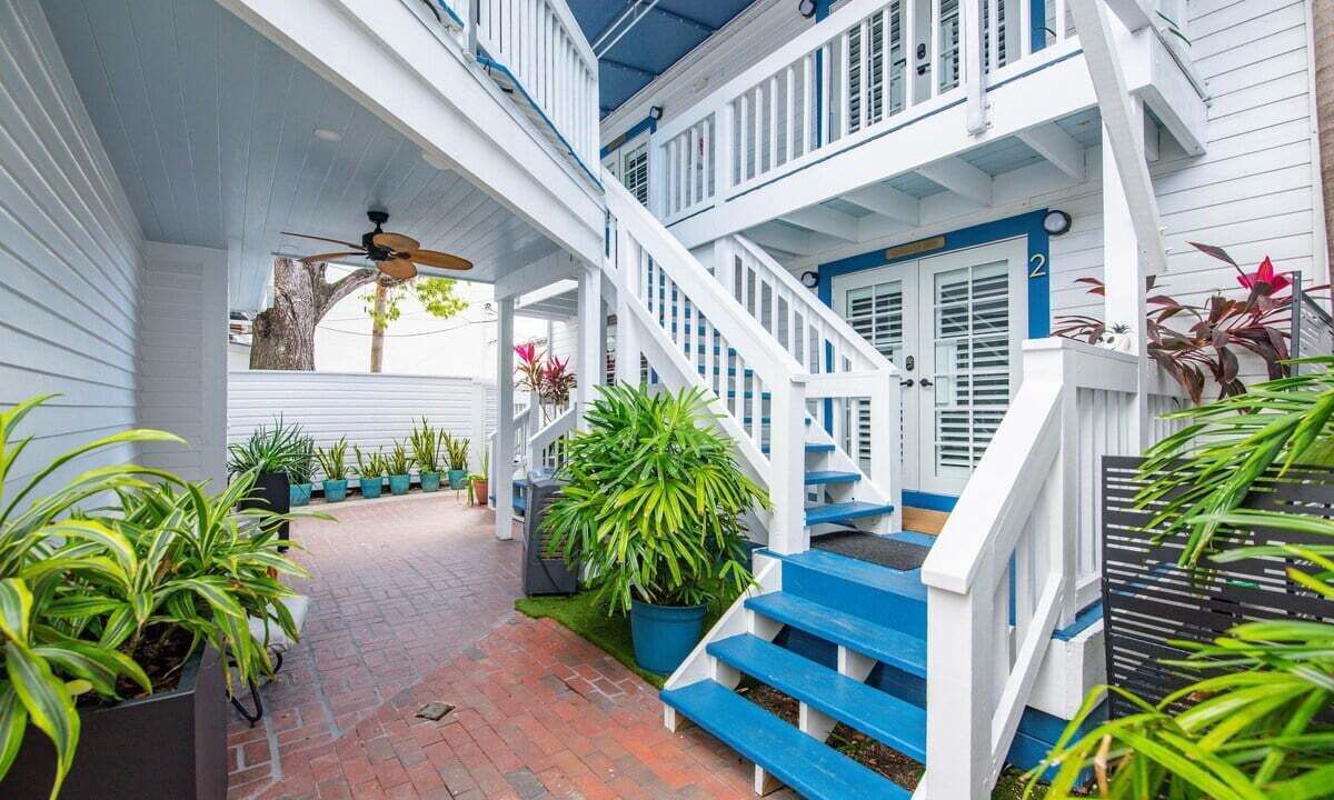 Photo of Patio Balcony in Historic Seaport