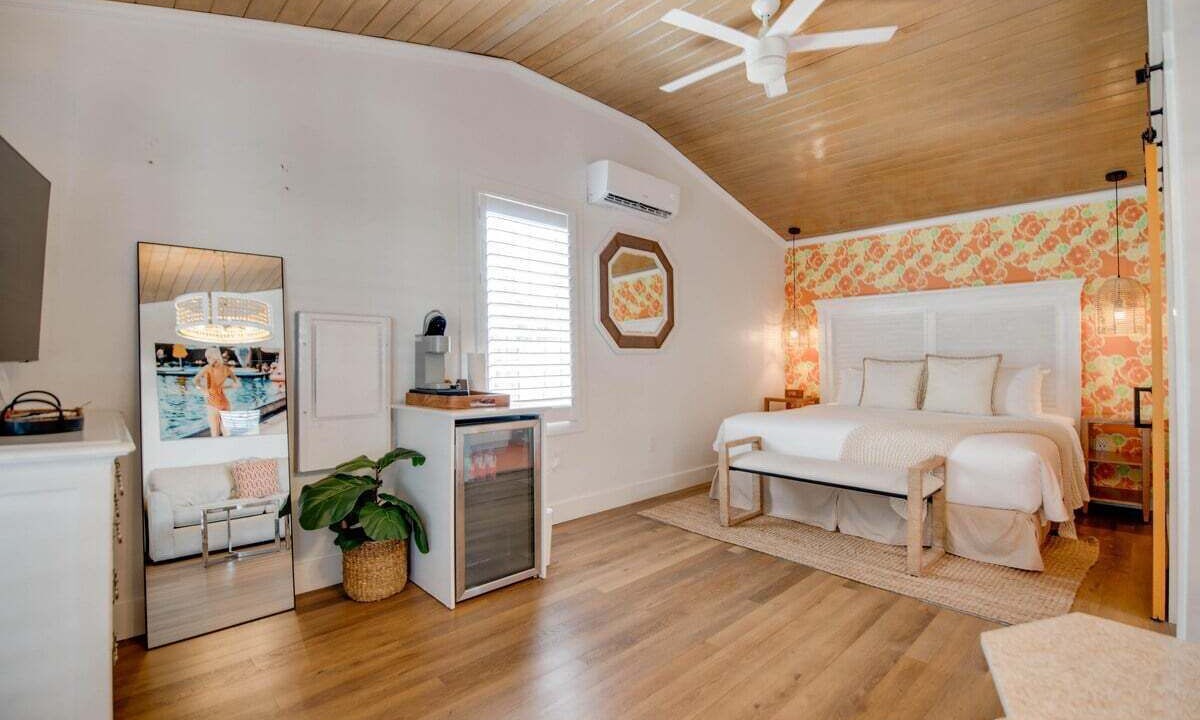 Photo of Bedroom in Historic Seaport
