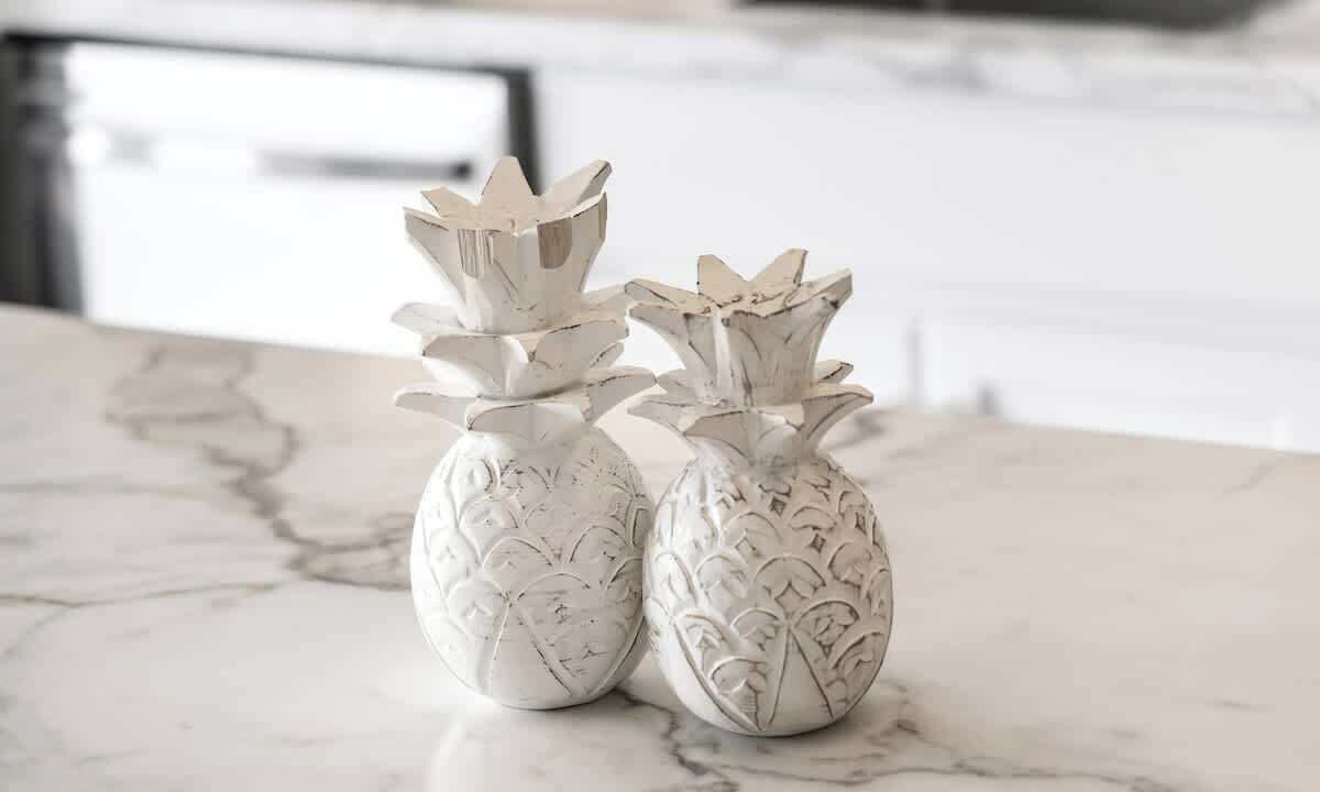 Photo of Others in Queens Square