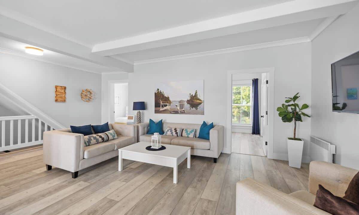 Photo of Livingroom in Queens Square