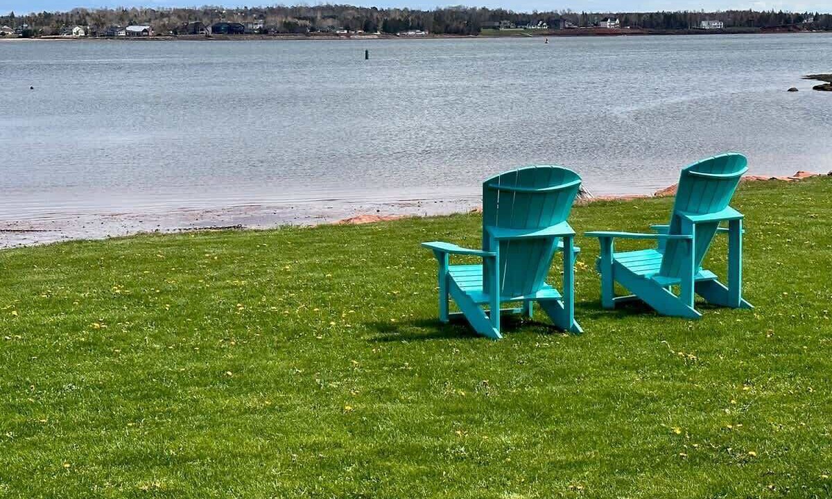 Photo of Outdoor in Queens Square