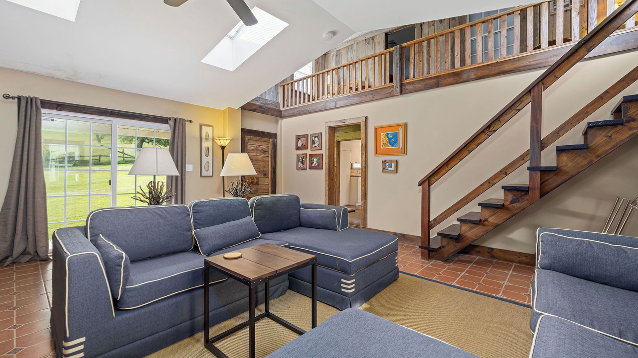 Photo of Bedroom in Williamsville