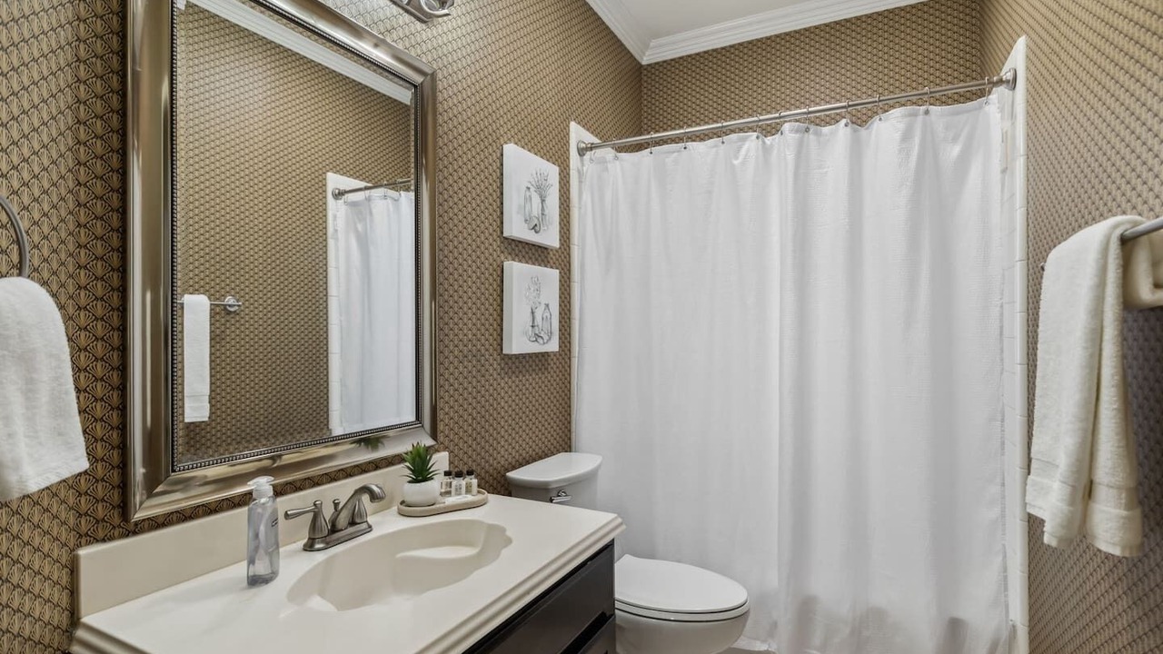 Photo of Bathroom in South Arlington