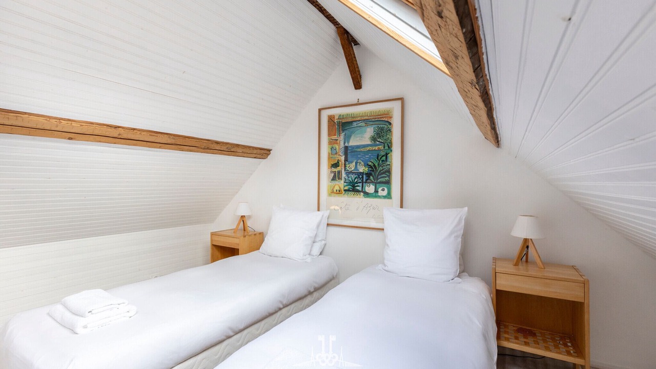 Photo of Bedroom in Enclos