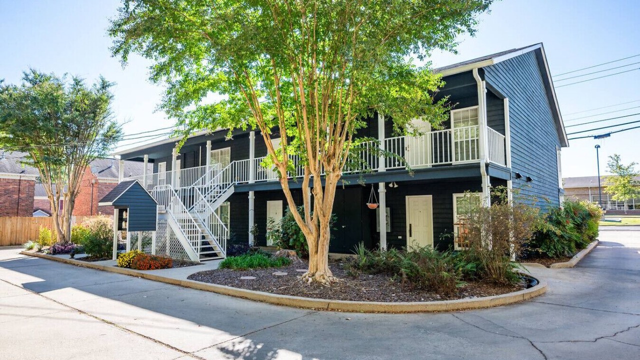 Photo of Outdoor in Starkville