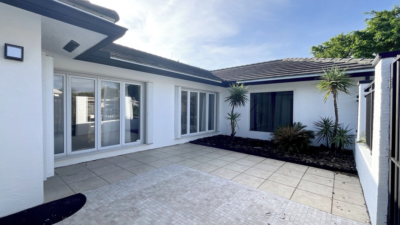 Photo of Outdoor in Coral Heights