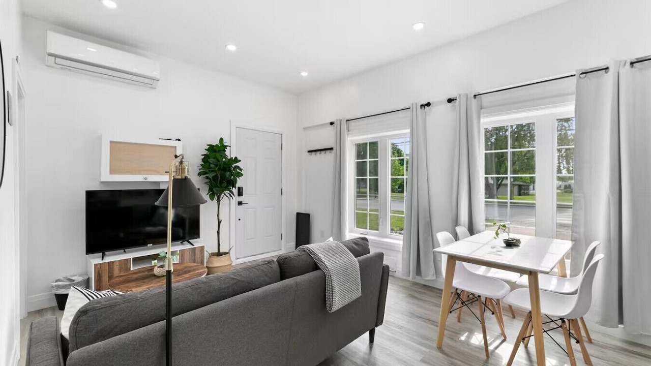 Photo of Bedroom in LaSalle
