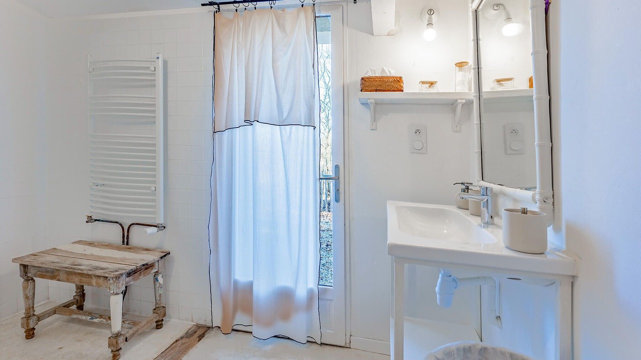 Photo of Bathroom in Rouet