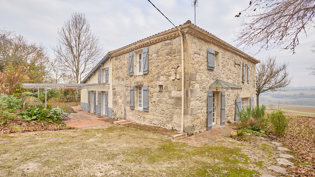 Photo of Outdoor in Saumont
