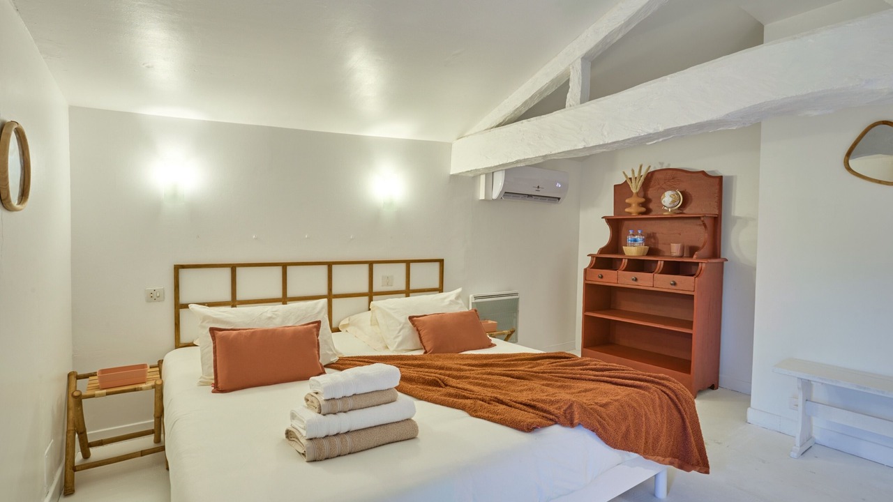 Photo of Bedroom in Saumont