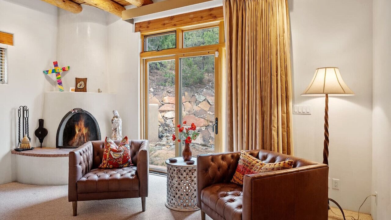 Photo of Livingroom in Tesuque