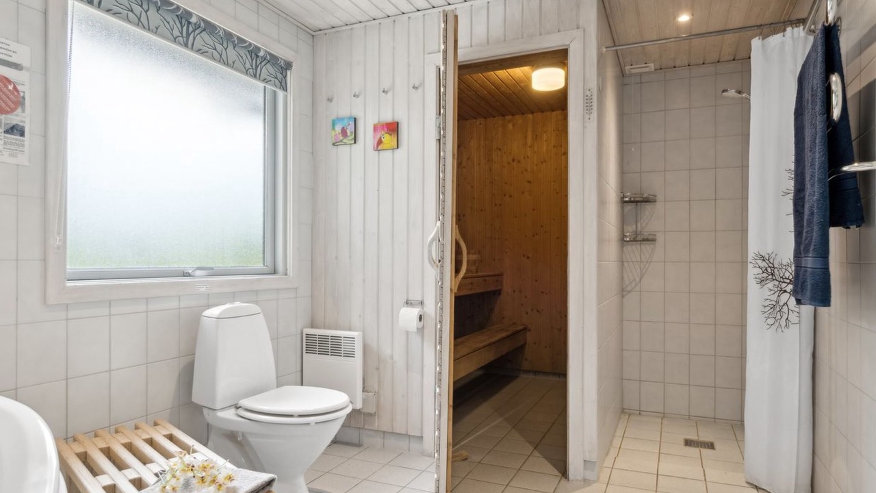 Photo of Bathroom in Østerskov