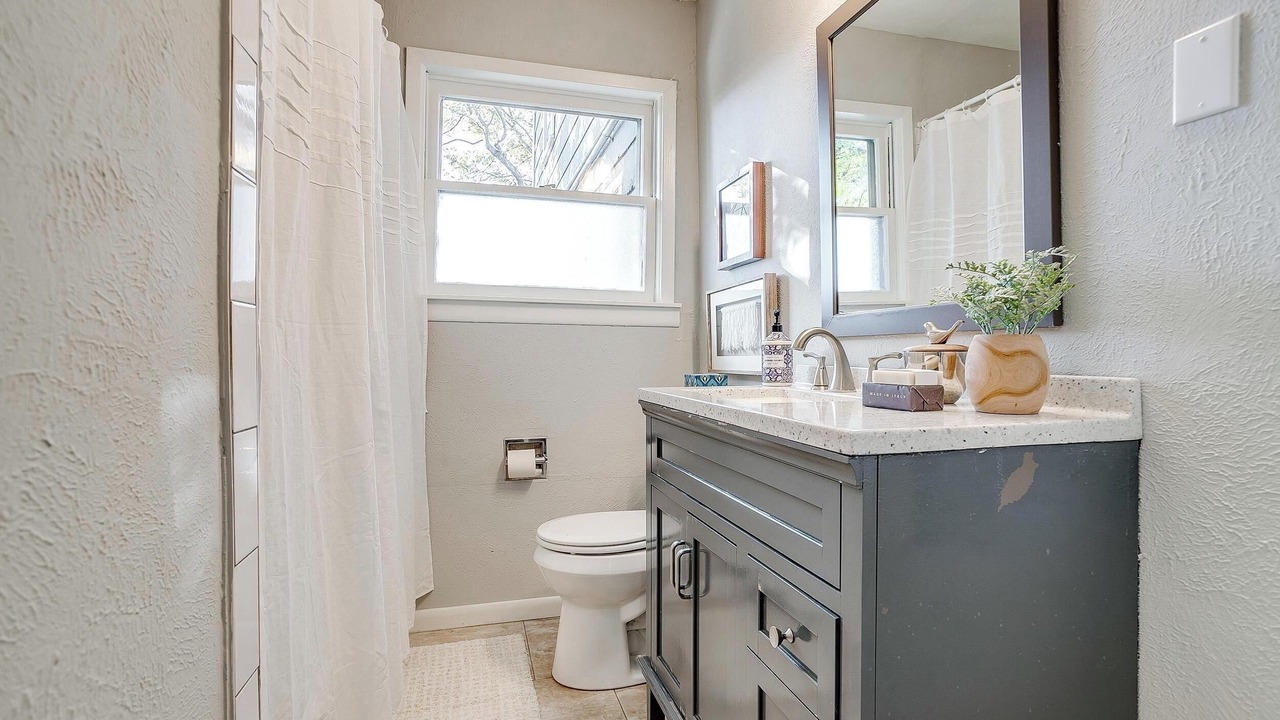 Photo of Bathroom in Westworth Village