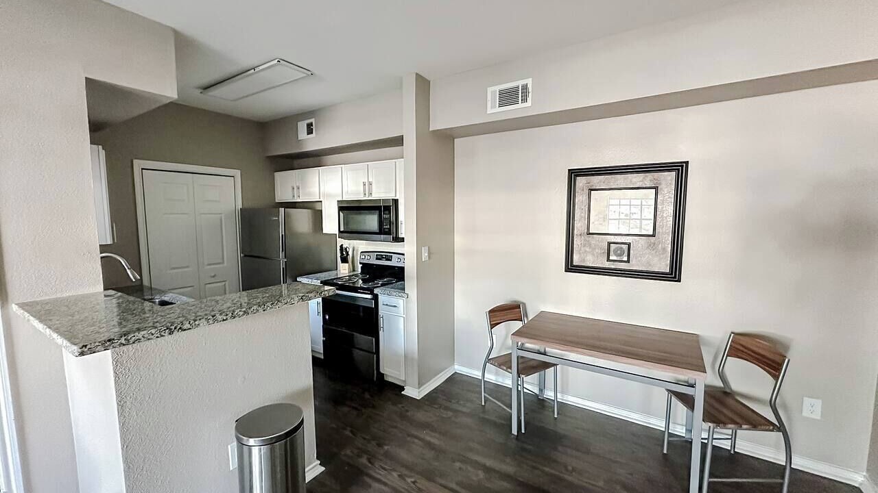 Photo of Kitchen in South Side