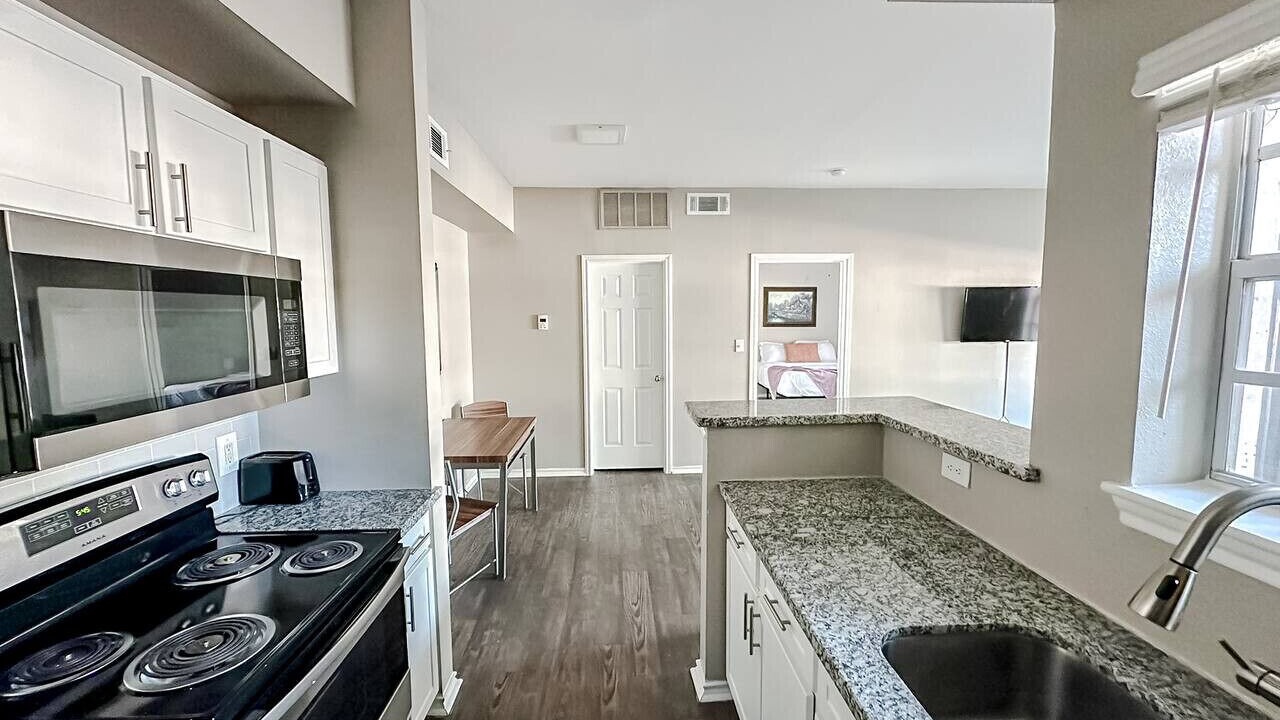 Photo of Kitchen in South Side