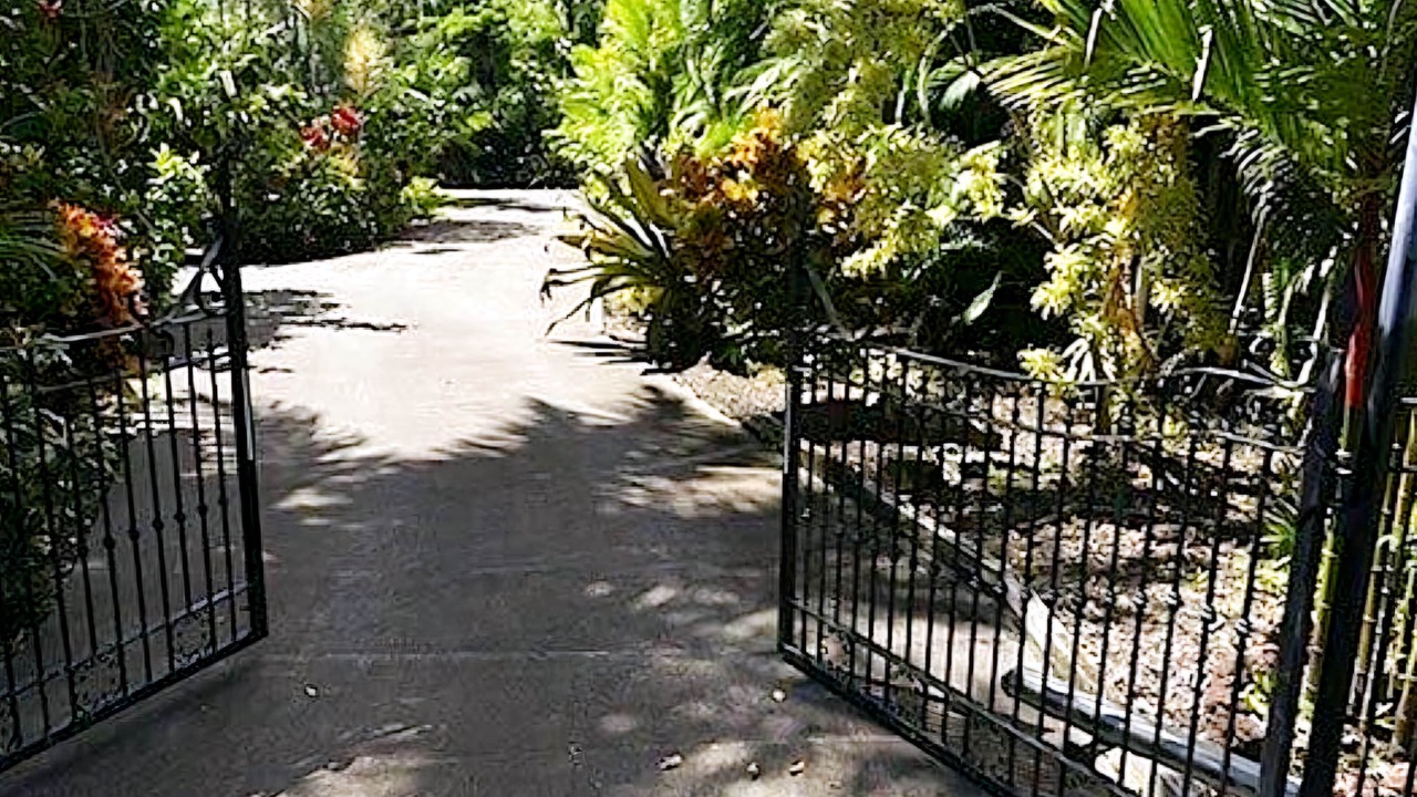 Photo of Others in Hakalau