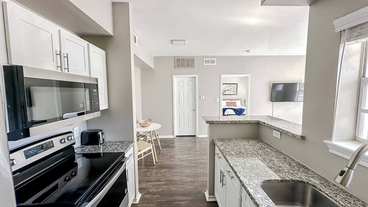 Photo of Kitchen in South Side