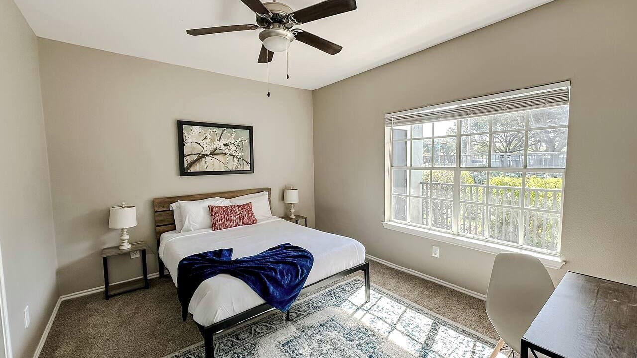 Photo of Bedroom in South Side