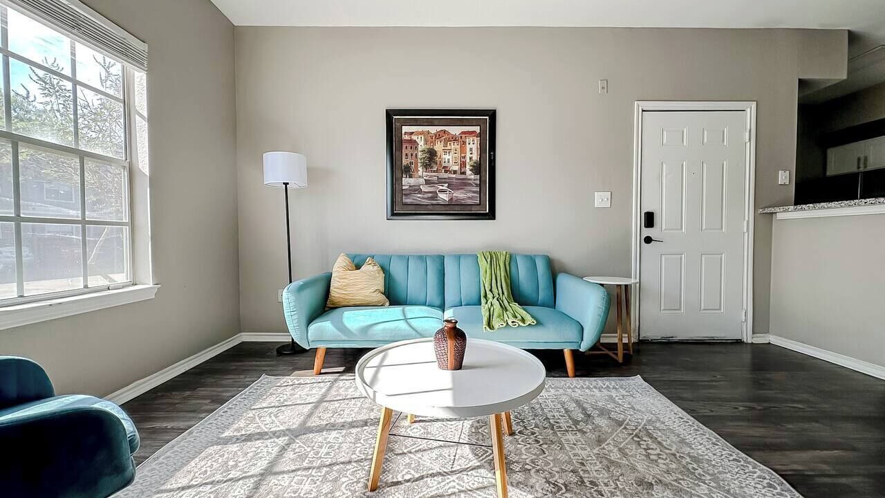 Photo of Livingroom in South Side