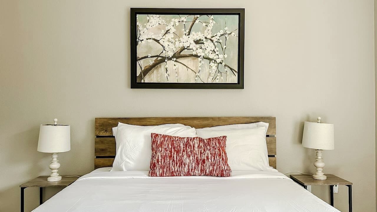 Photo of Bedroom in South Side