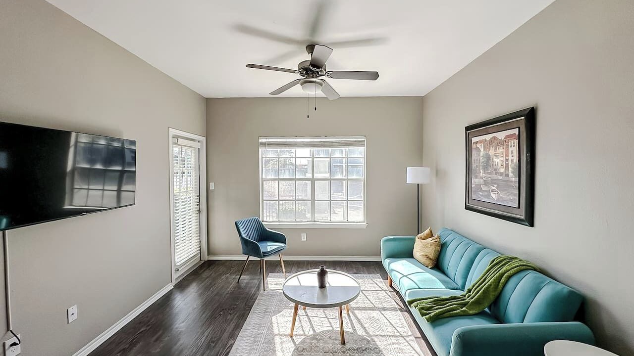 Photo of Livingroom in South Side