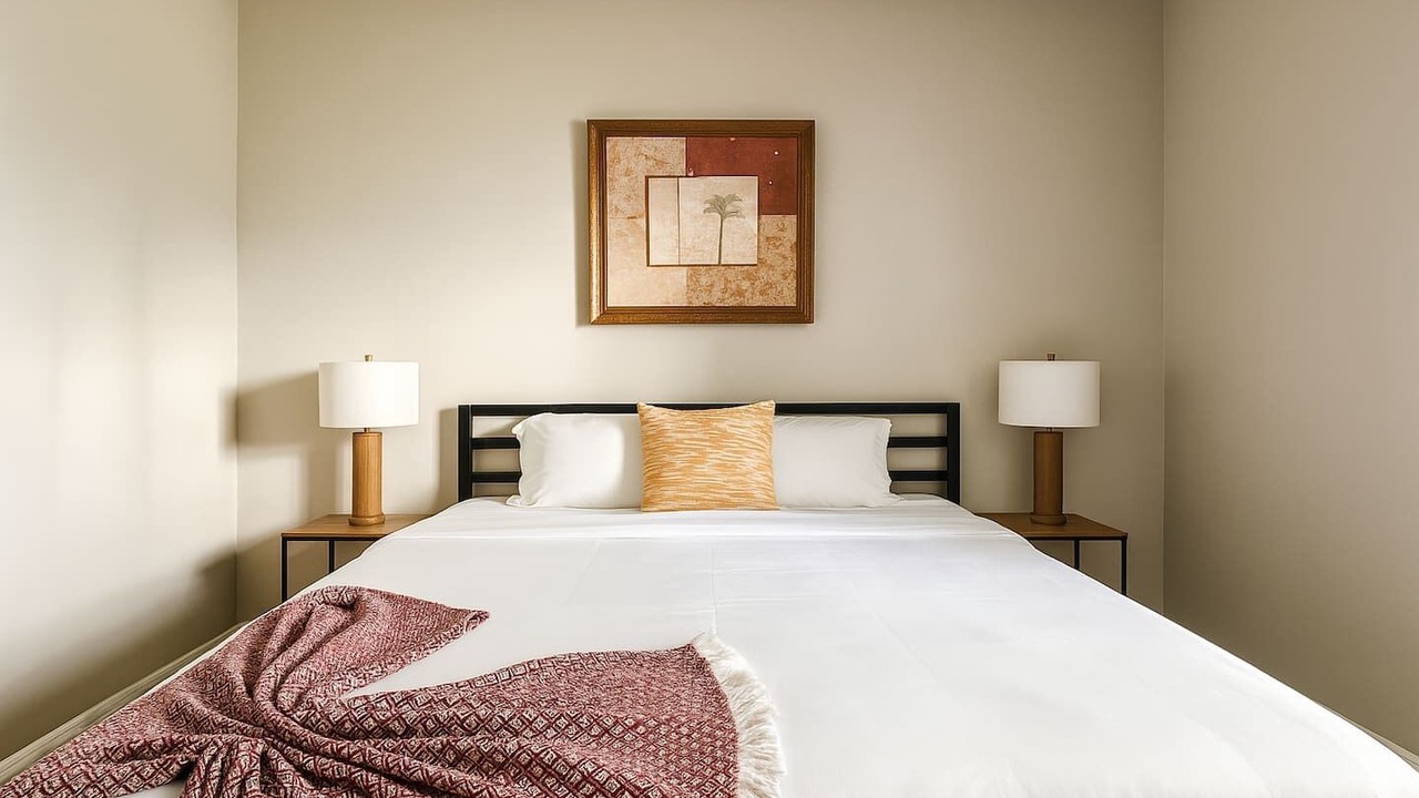 Photo of Bedroom in South Side