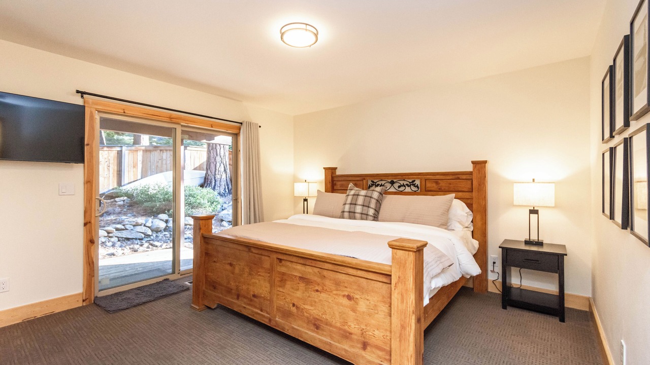 Photo of Bedroom in Carnelian Bay