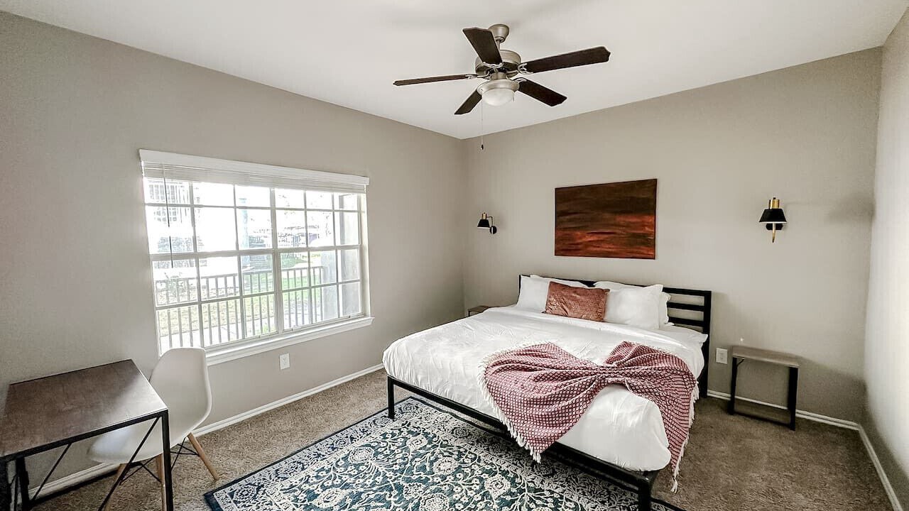 Photo of Bedroom in South Side