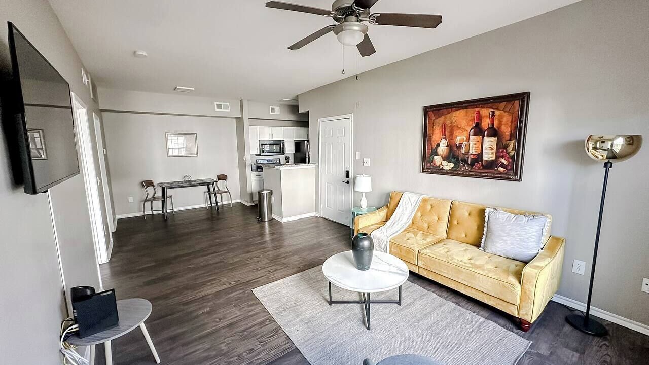 Photo of Livingroom in South Side