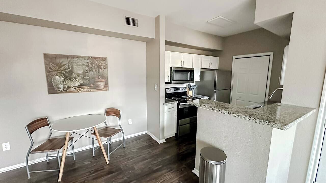 Photo of Kitchen in South Side