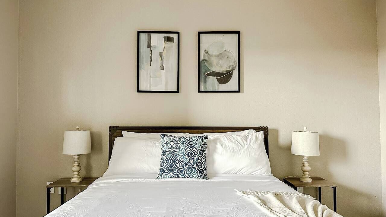Photo of Bedroom in South Side