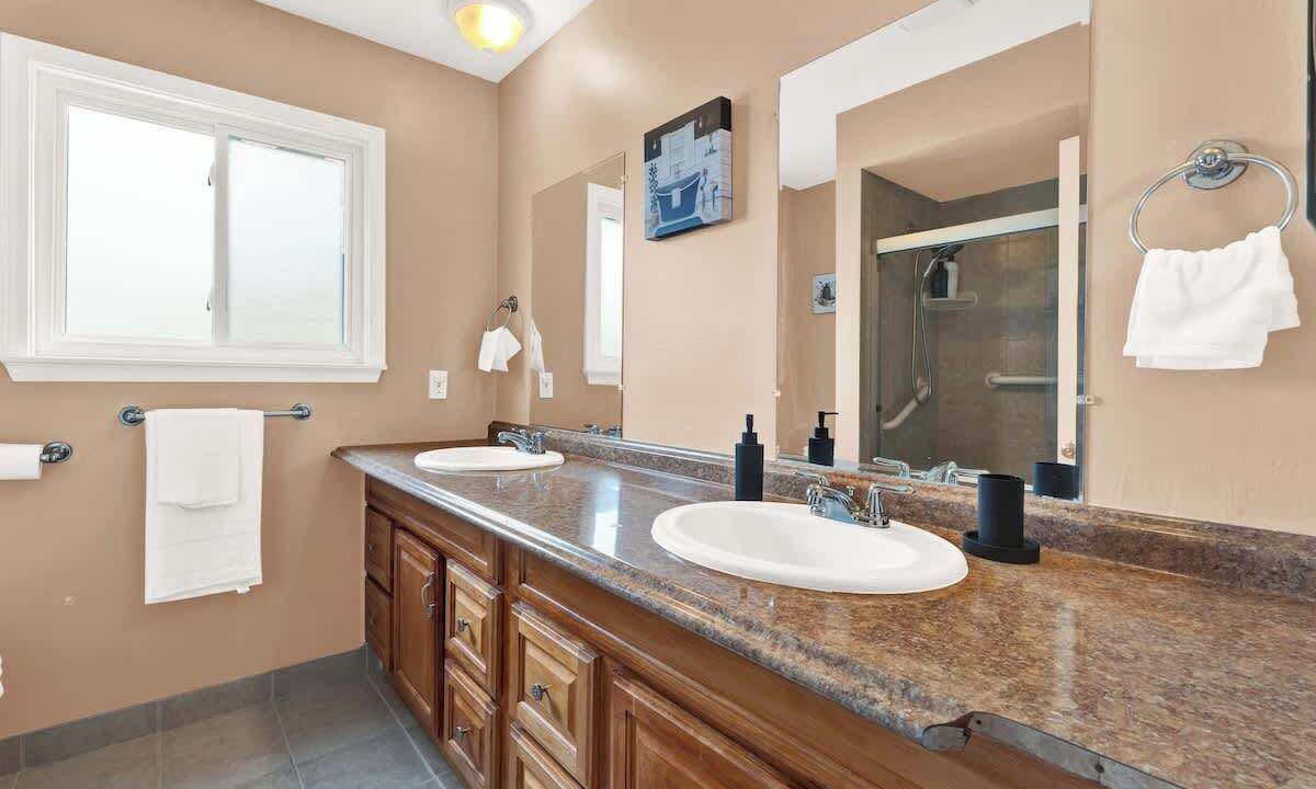 Photo of Bathroom in Sterling Heights