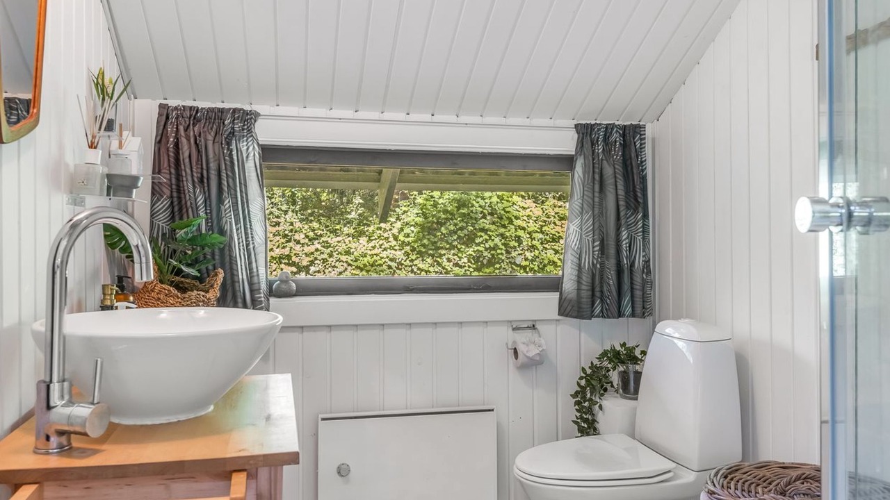 Photo of Bathroom in Arrild Ferieby