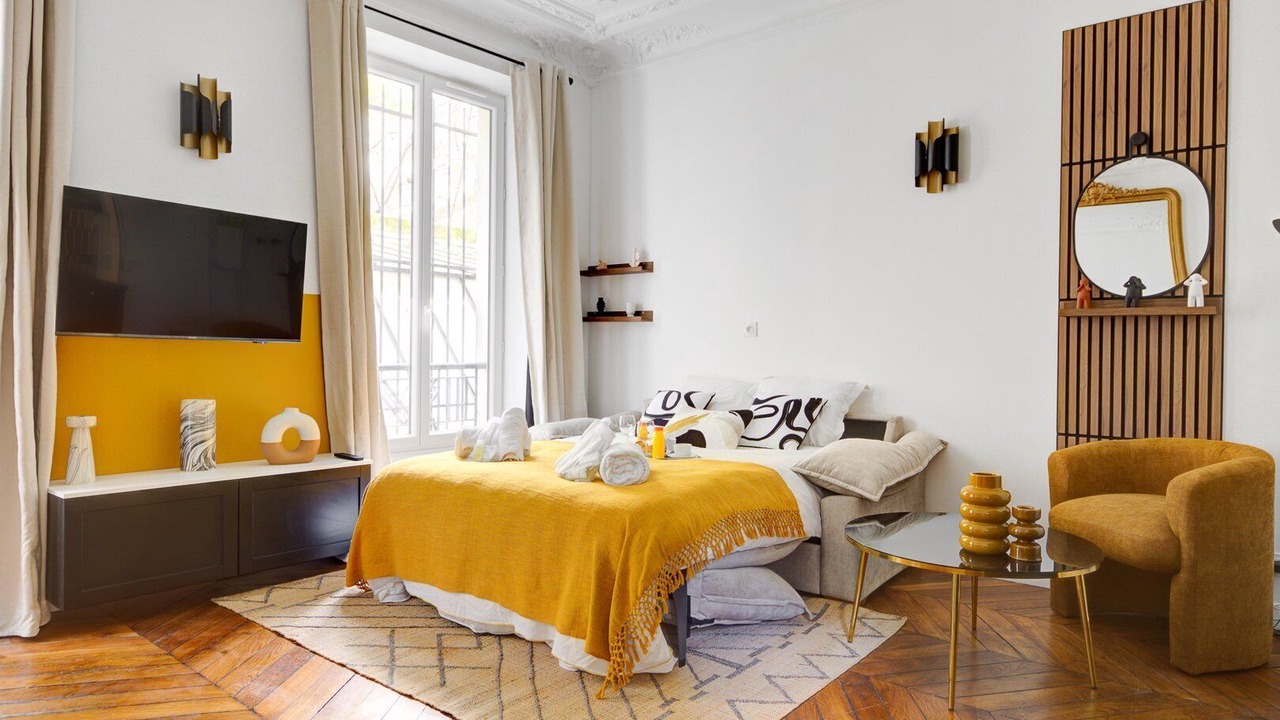 Photo of Bedroom in Batignolles