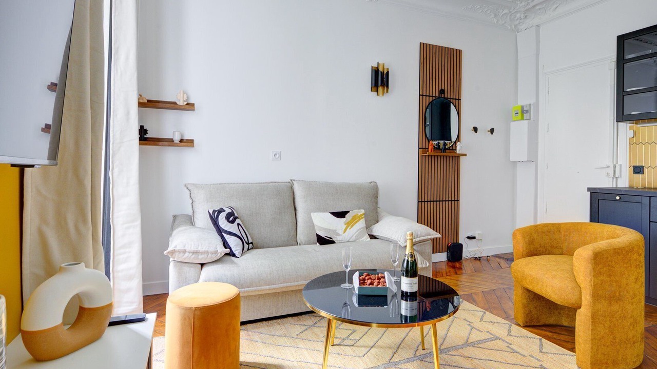 Photo of Livingroom in Batignolles