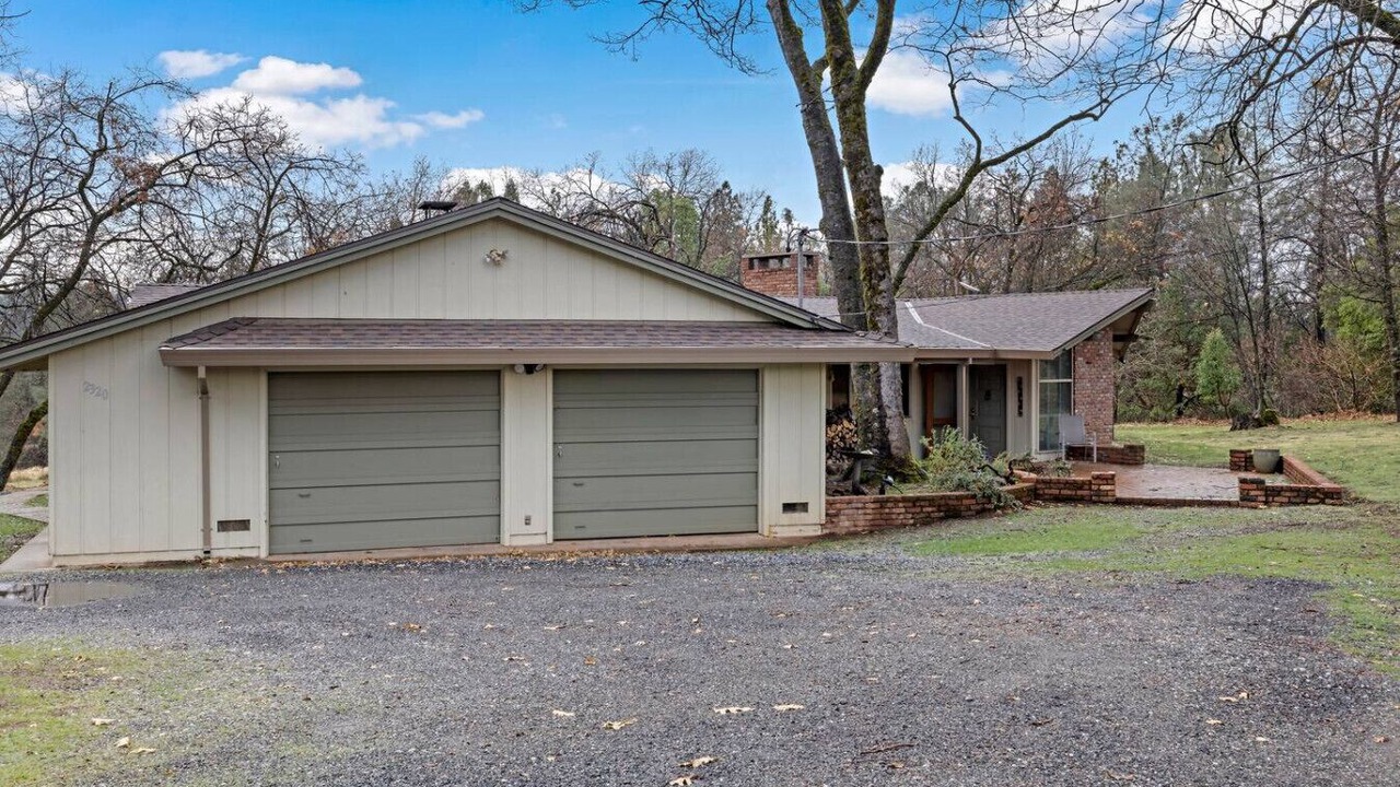 Photo of Others in Apple Hill