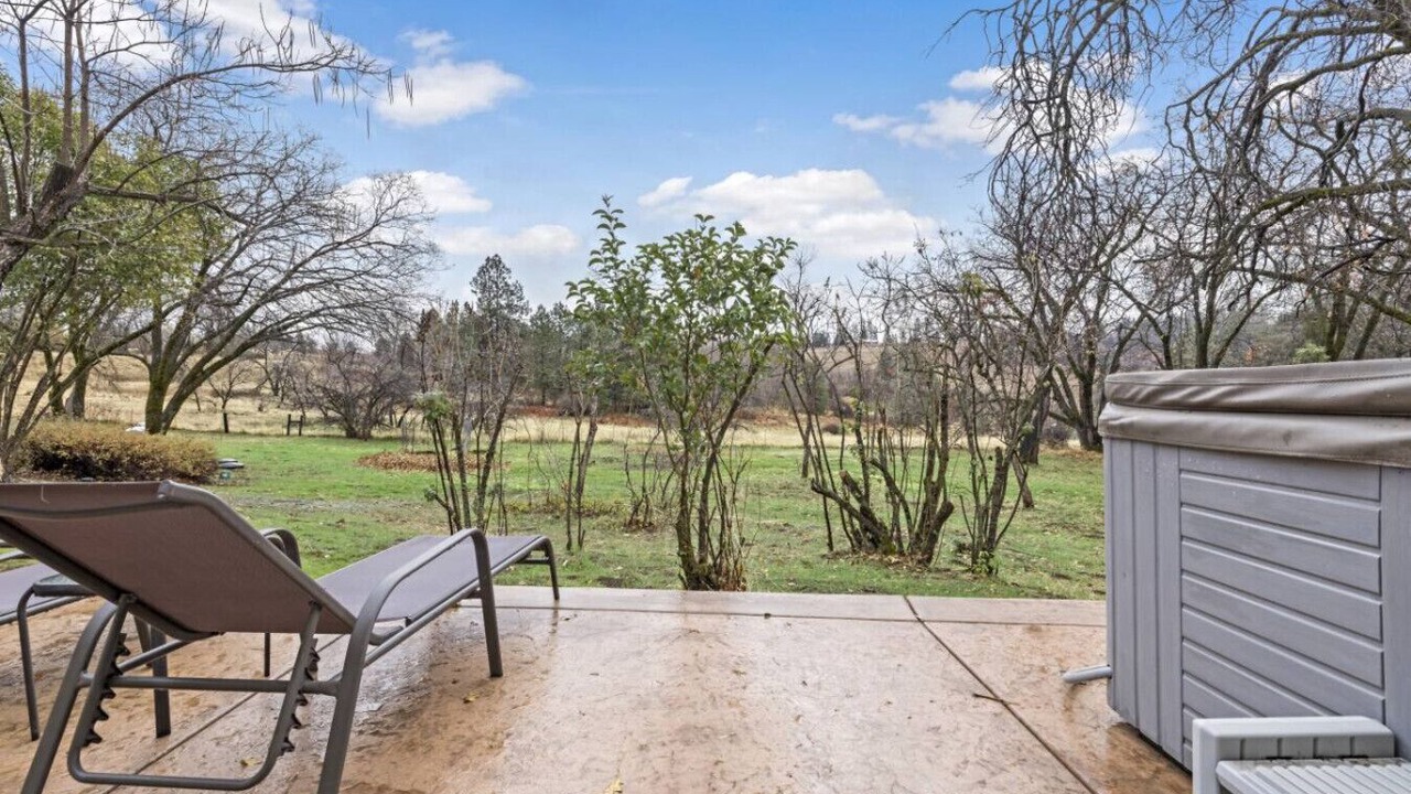 Photo of Others in Apple Hill