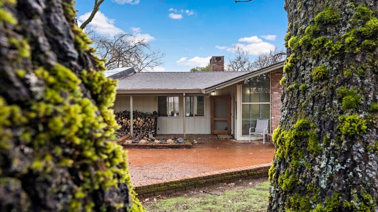 Photo of Others in Apple Hill