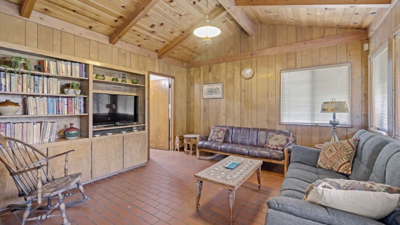 Photo of Others in Apple Hill